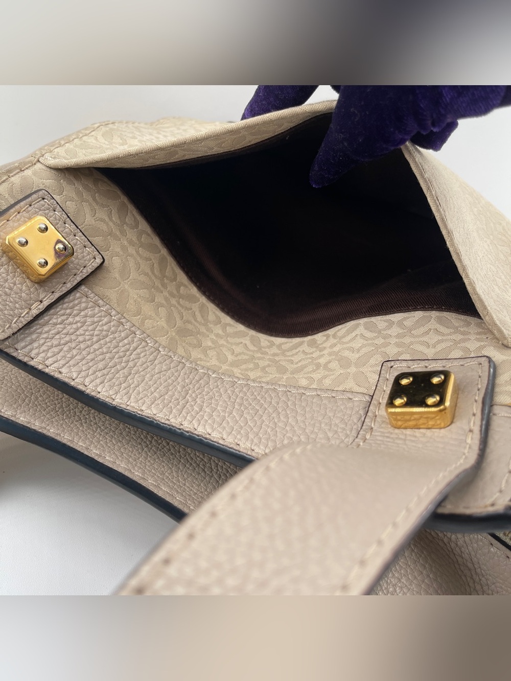 Loewe Anagram Canvas Leather Shoulder Bag - Picture 16 of 16